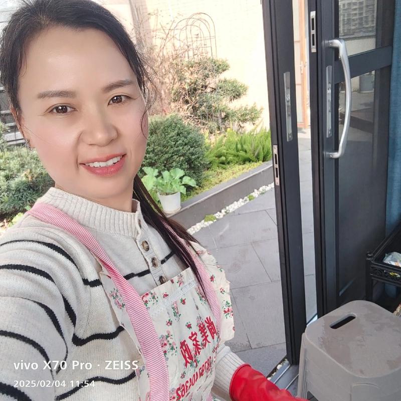 湖南湘乡尚美家政廖娟 工人还在休假 小忙提前复工